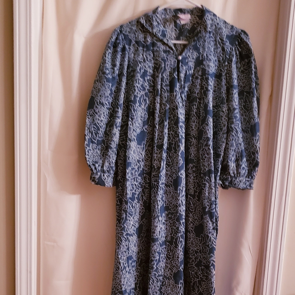 Maternity wear by Take Nine
